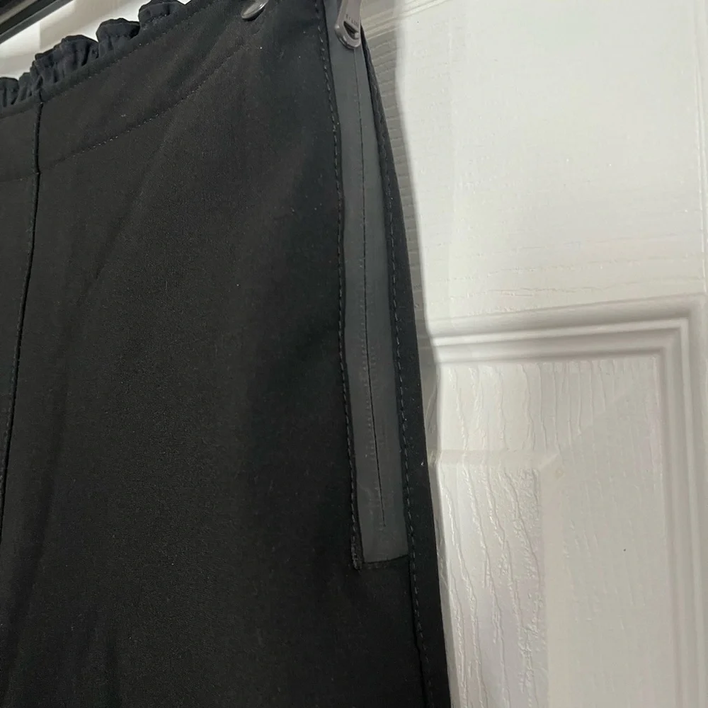 Women’s Black 66 North Polartec Glymur ski/snowboard Pants - Picture 11 of 14
